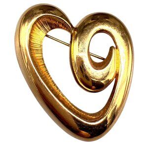 Vintage Monet Textured Openwork Heart Brooch Pin Gold Tone Retro Classic Chic